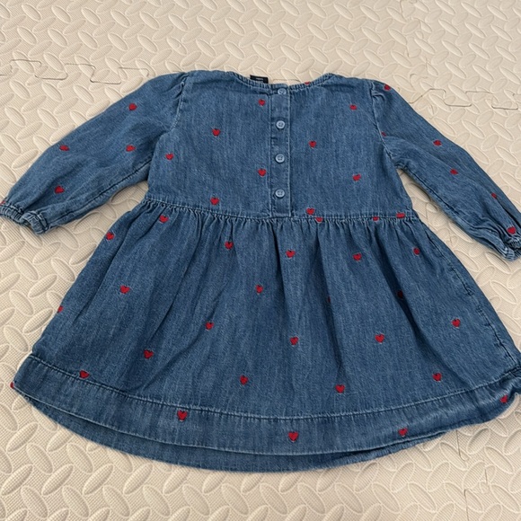 Gap Denim Dress with Embroidered Red Hearts - Picture 4 of 5